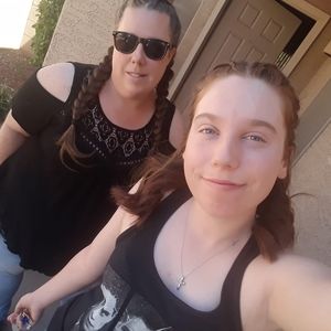 Meet your Posher, Mandy